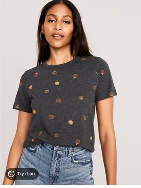 Old Navy tee